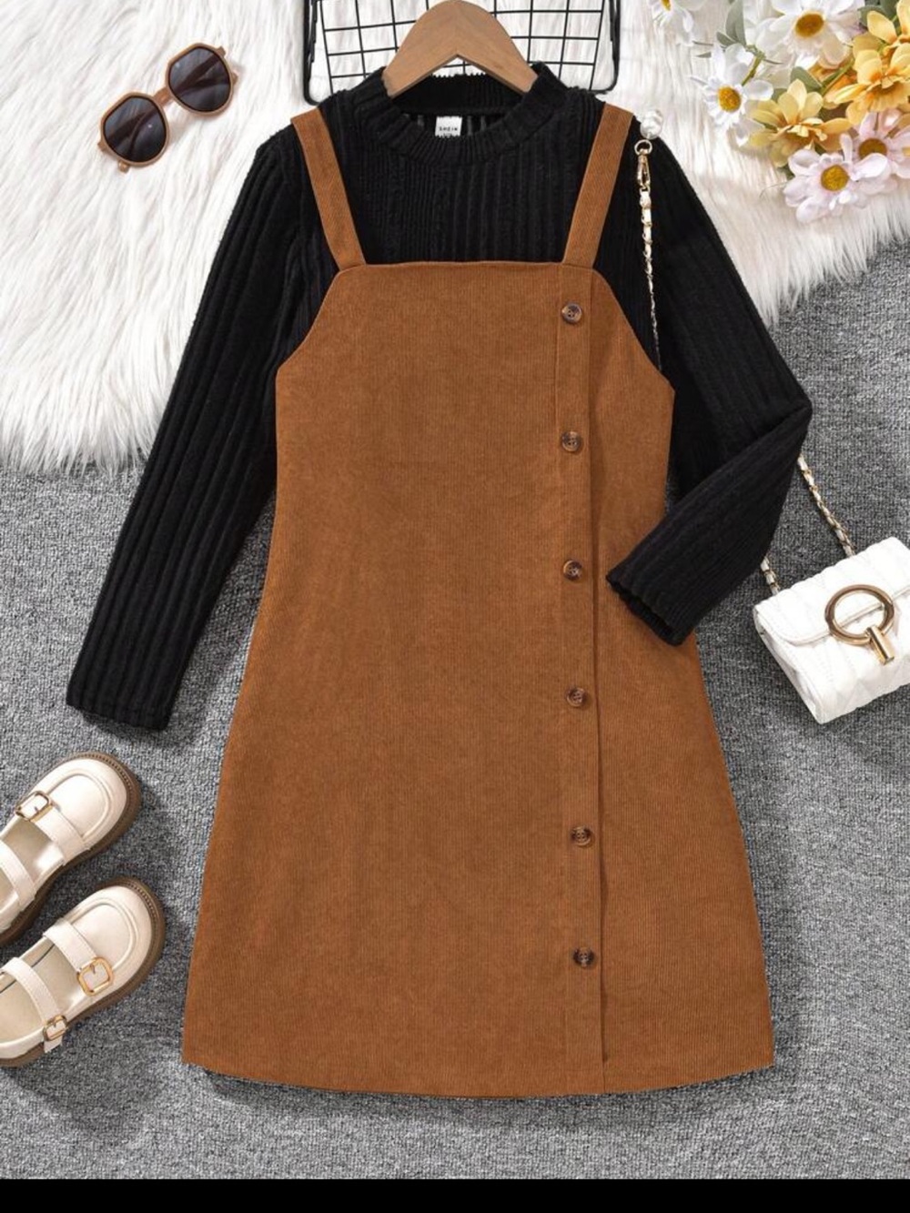 Brown dress